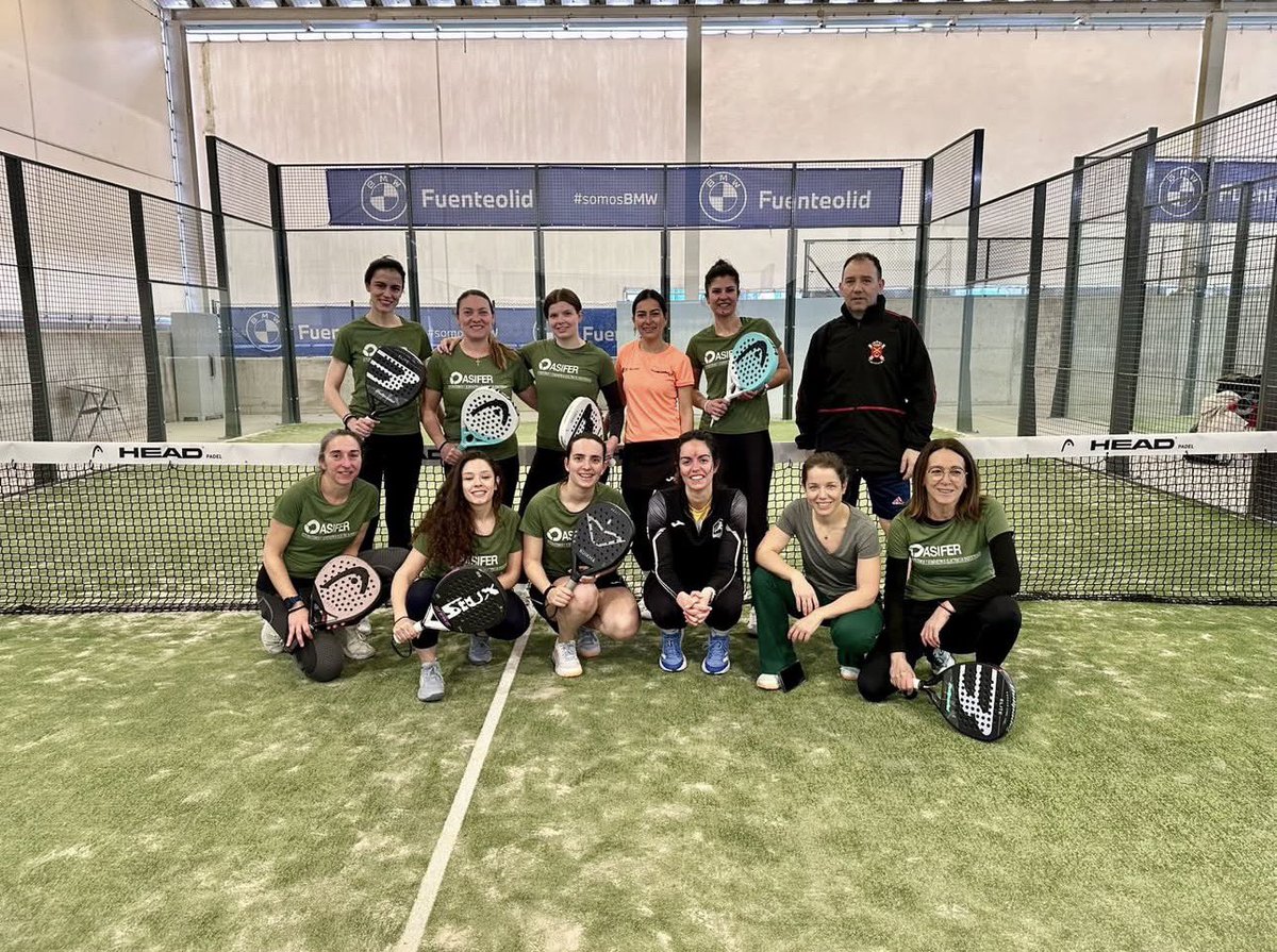 asifer_sa's tweet photo. Un fantástico fanatic pone el broche final de temporada al equipo ASIFER CLUB RAQUETA femenino de LAPI.

Gracias por hacer equipo !!
Ya queda menos para la próxima temporada ¡¡
Nos vemos pronto ¡¡ 💪💪

#asifer 🎾💪
#clubraquetavalladolid

📌Tu Distribuidor Eléctrico Industrial!! https://t.co/FnjlMdEBrF