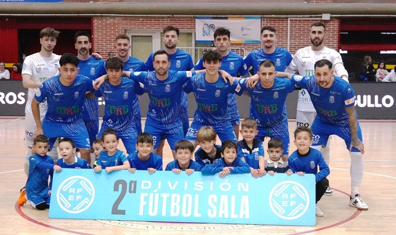 DOMINGOLM's tweet photo. MRB FS Móstoles golea al Melistar (5-1) y se afianza en puestos de play-off
https://t.co/b6wikfWR9o https://t.co/dTDNEQVzkd