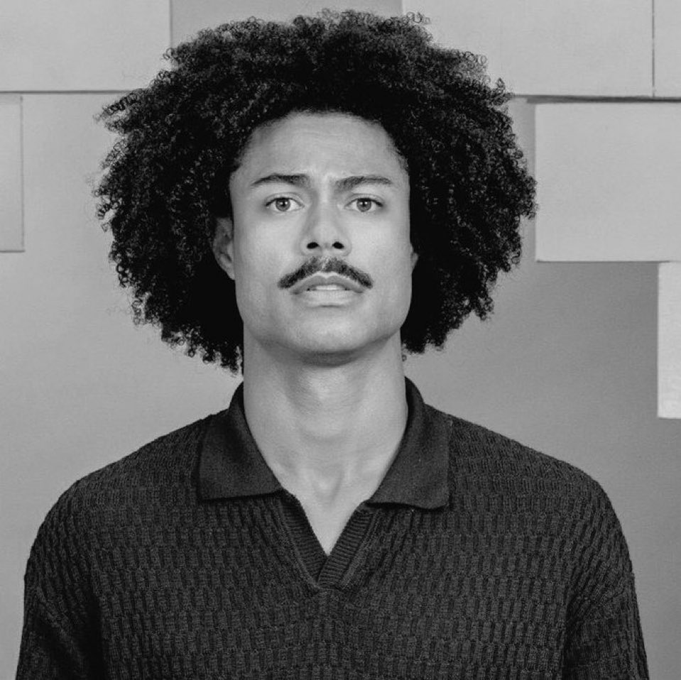 Andei pensando mesmo indignado com tanta manipulação, a Solange Couto não fede nem cheira, planta total no programa. Já o Breno tá sempre com as graças venenosas pra cima de AP e faz um jogo sem nexo. Sendo assim #ForaBreno #BBB26