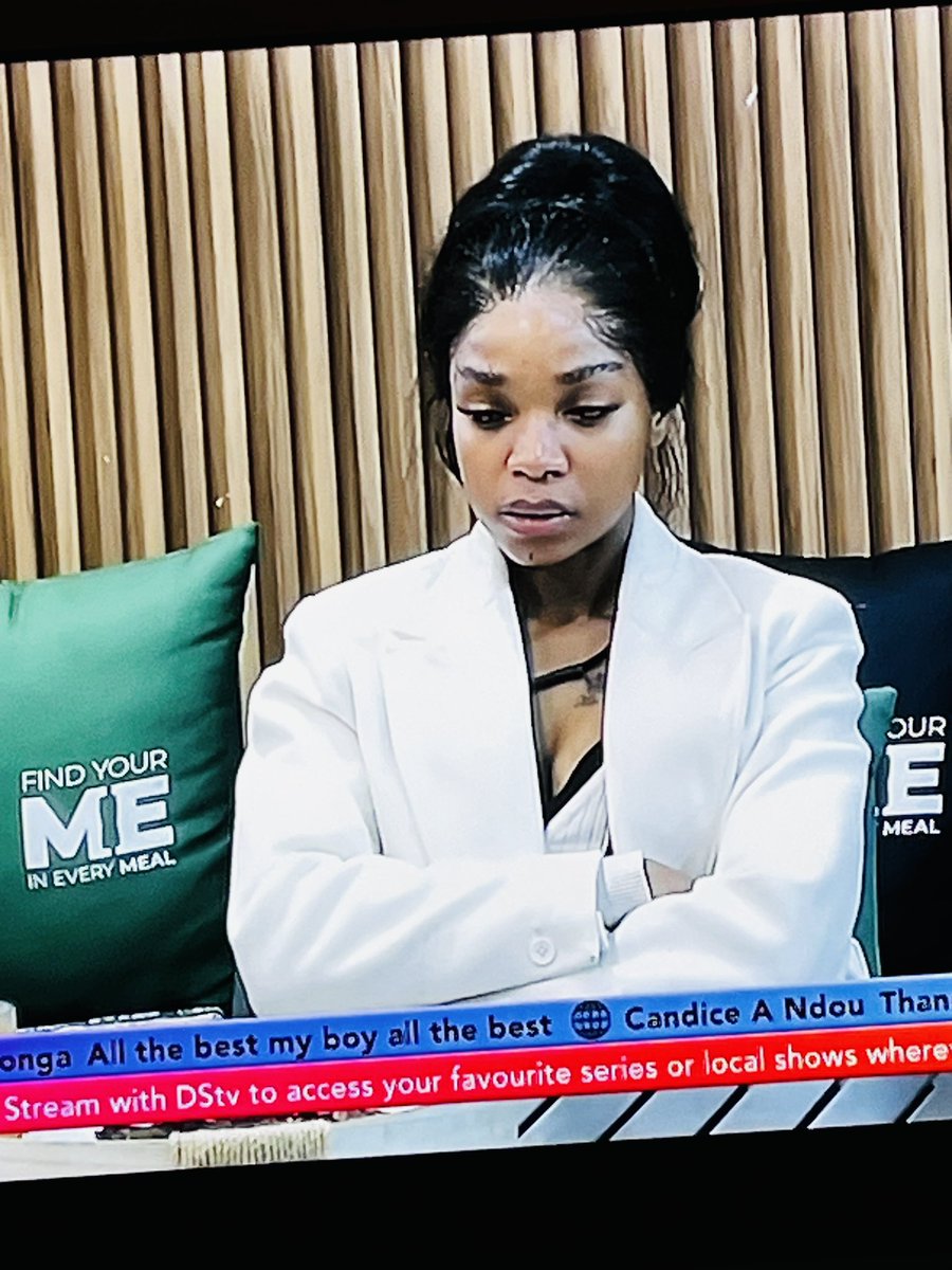 😂 give her a gig she can clearly ACT she’s the Bazozwa 😂 

#bbmzansiS6