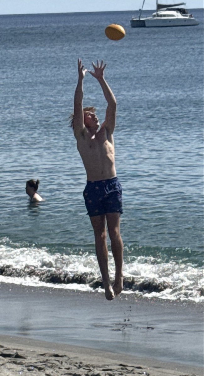 Luke Lane tweet media