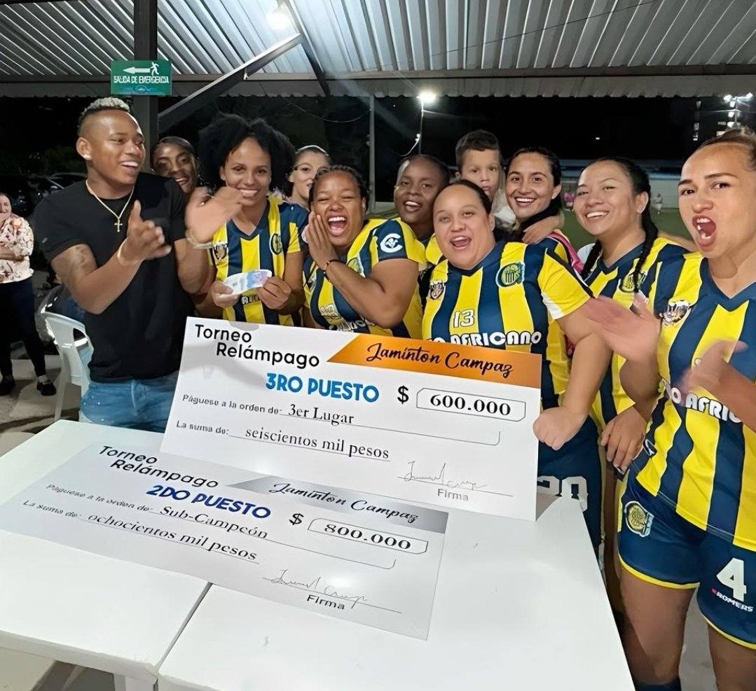 TE COGÍ DE 🌮 • 🇺🇦🇦🇷🏴󠁧󠁢󠁳󠁣󠁴󠁿 +2️⃣2️⃣ ⭐ tweet media