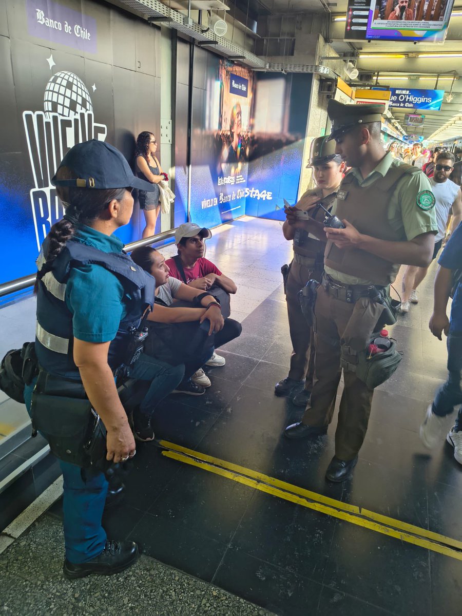 Carabineros Tránsito tweet media