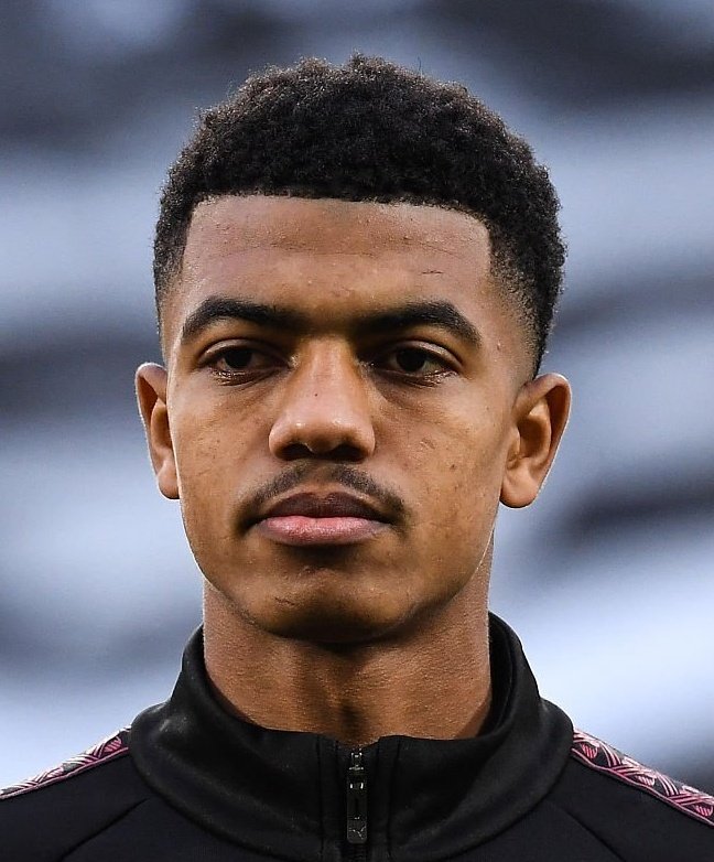 “Issa Diop” Alors qu'on a ces 2 monstres pour épauler Aguerd.

🇲🇦❤️