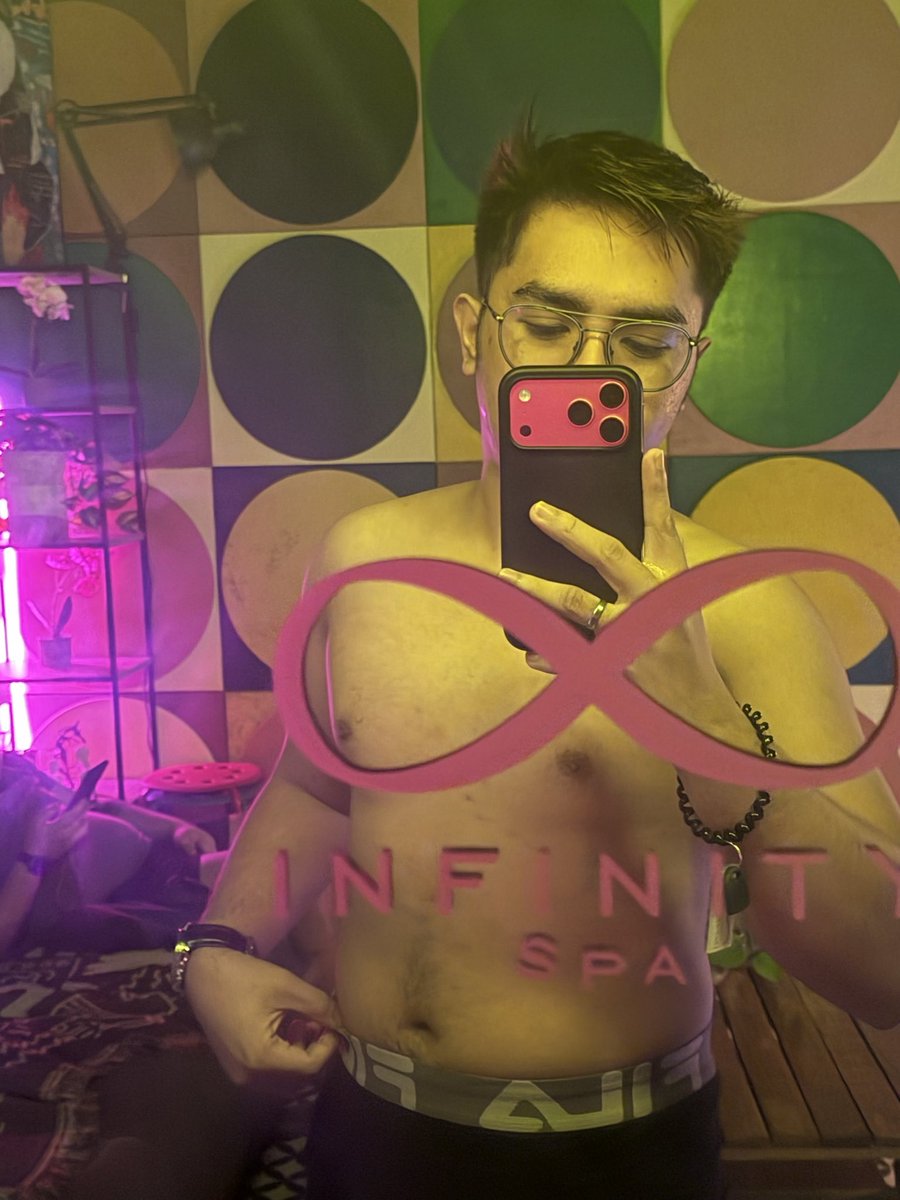 Keropieeeeee's tweet photo. Thank you for tonight’s Chocolate Party Experience! @infinity_spa_ph  @ryedejesus https://t.co/i2h1xdIW6B