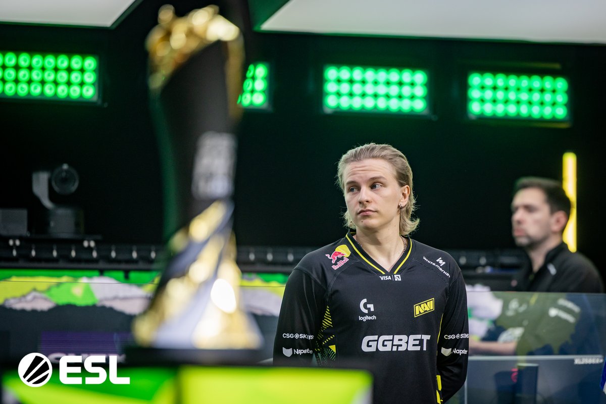 ESLCS's tweet image. .@natusvincere convert their own pick of Nuke 13-8 to take a 2:1 lead in the #ESLProLeague S23 Grand Final

Can @AuroraCS2_GG force a fifth map? Dust2 is coming up next!

#ESLProLeague