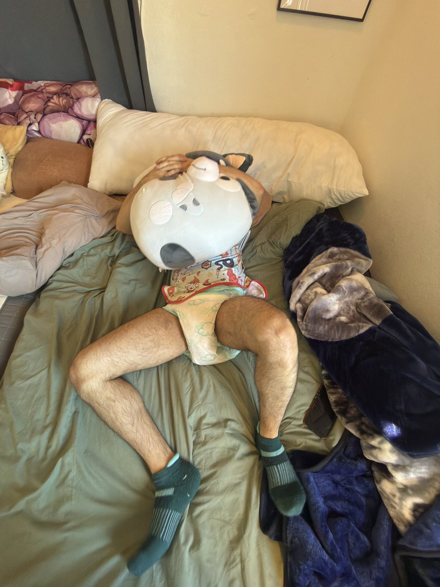 Riley 🧃 tweet media