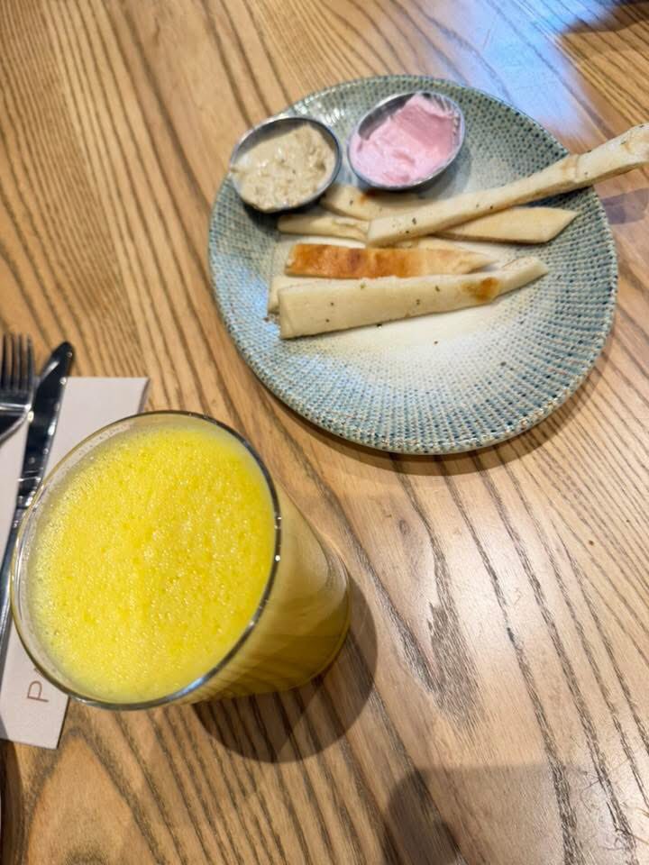 platform_vip's tweet photo. Enjoying my Sunday night with this delicious cuisine😋 https://t.co/uDx6HsF81d