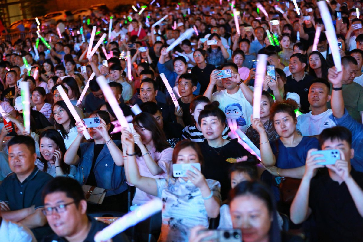 megan green tweet media