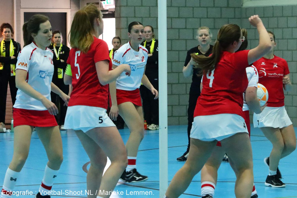 voetbal-shoot.nl tweet media