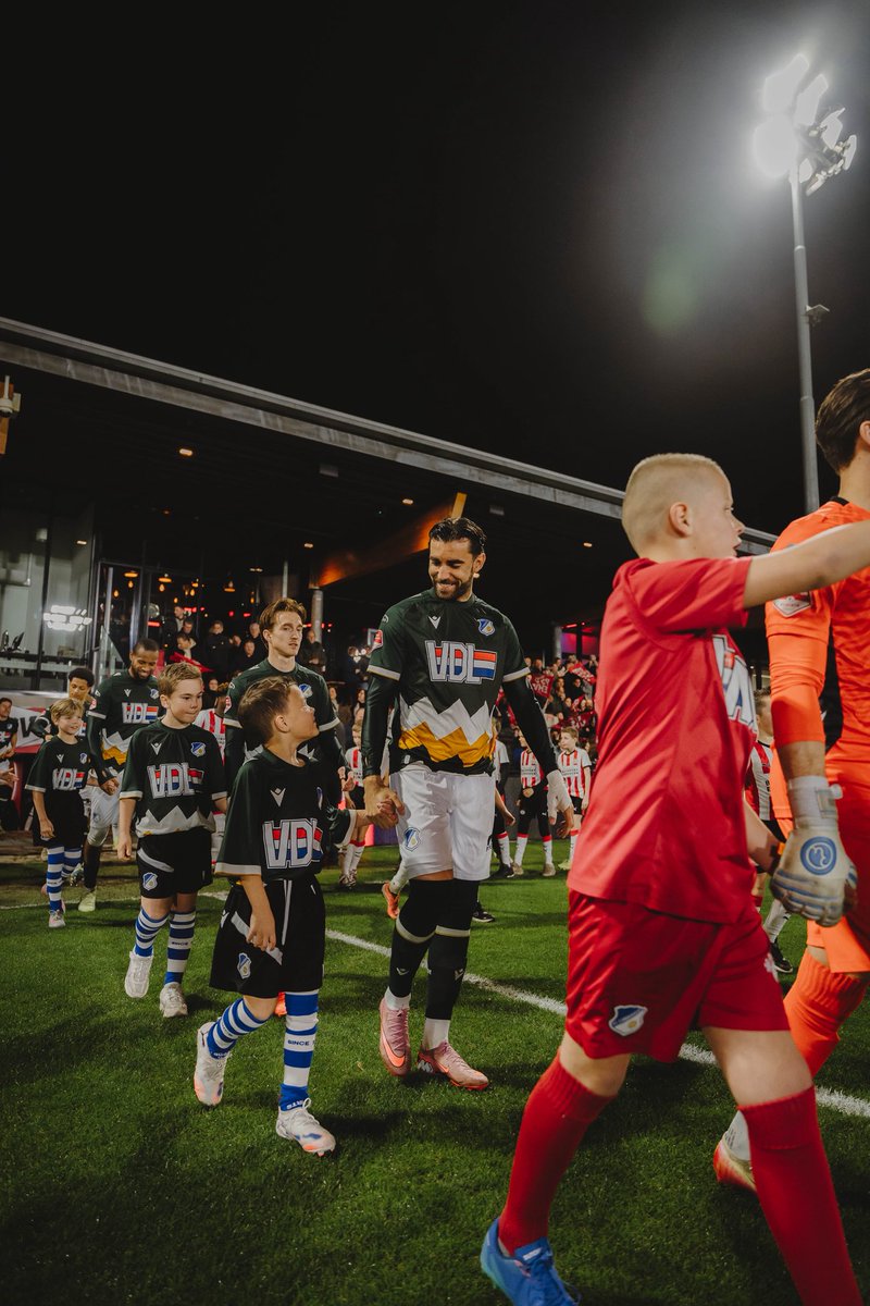 John Neeskens tweet media