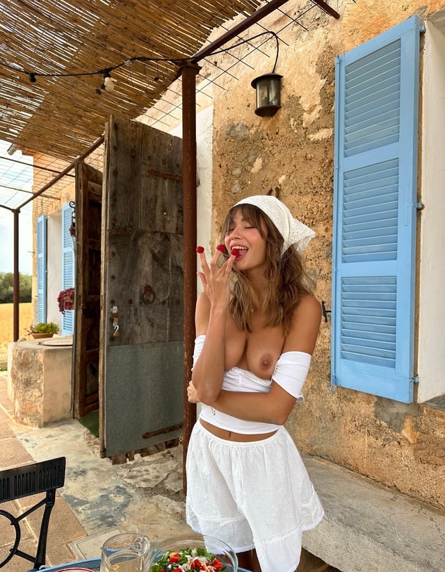 𝒮𝒐𝒍𝒆𝒊𝒍. tweet media