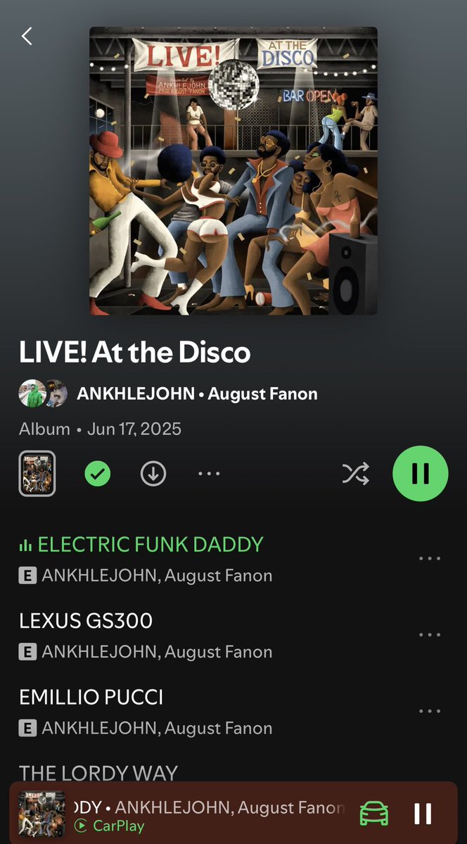 tati • ana 🛸 tweet media