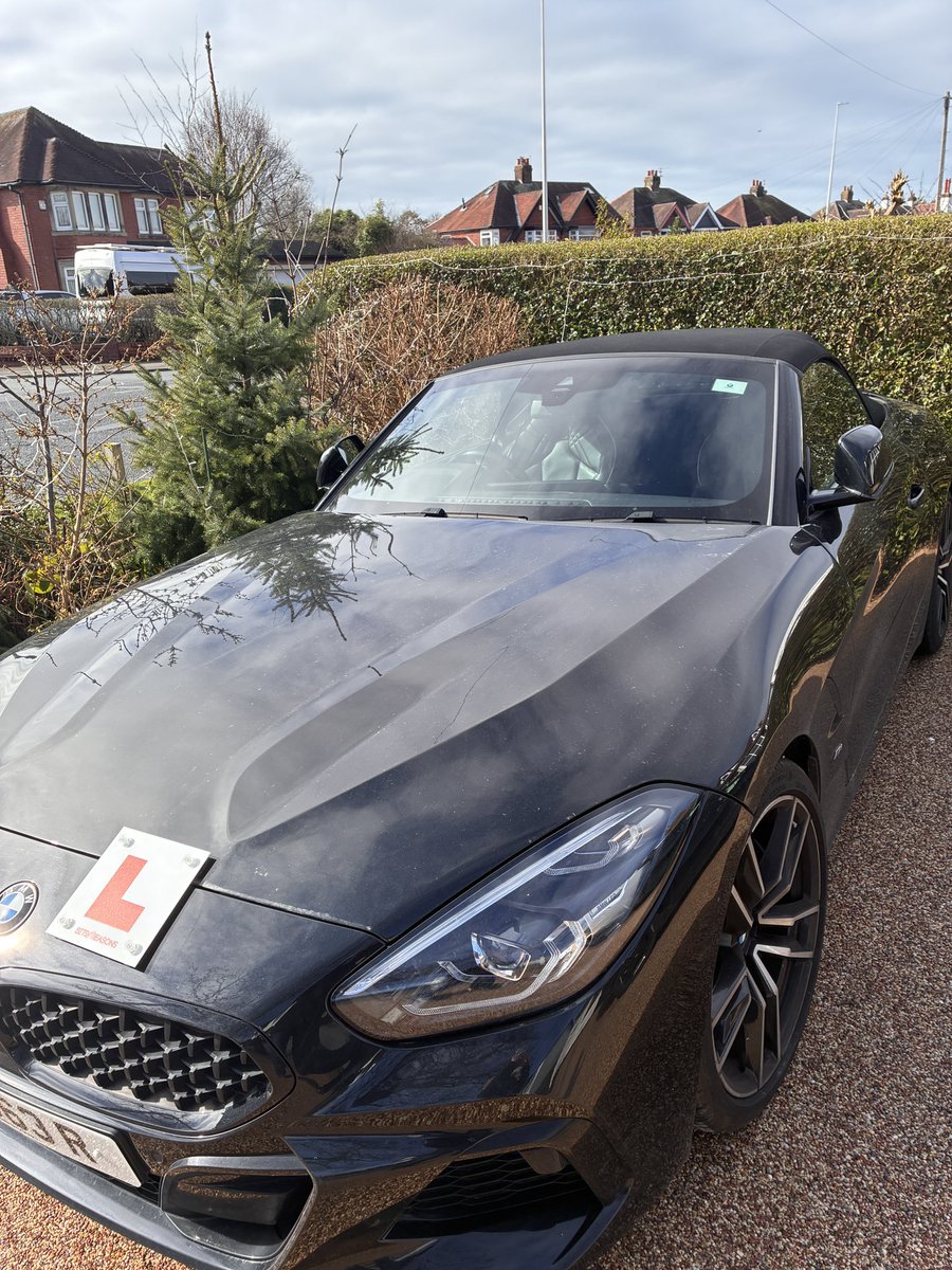 JANE WARNE tweet media