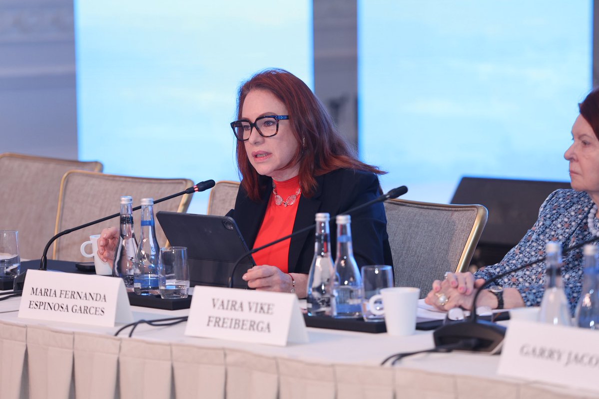 María Fernanda Espinosa tweet media