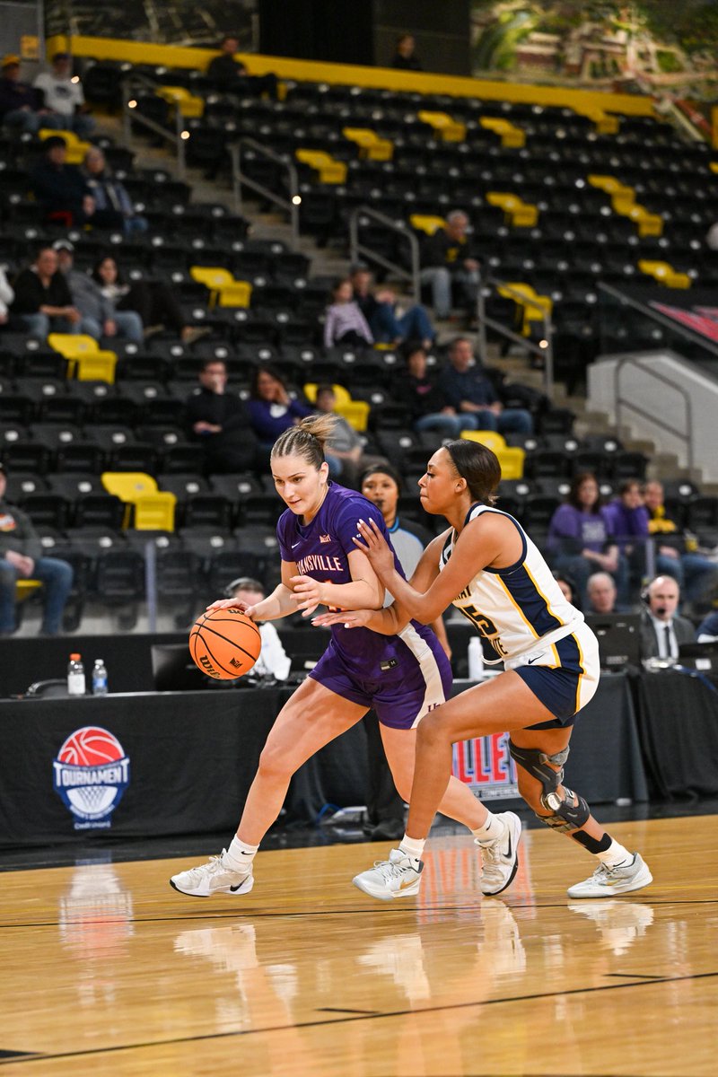 UEAthletics_WBB's tweet image. End 3Q | Murray State 70, UE 44

🏀 #ForTheAces x #PlayToWin