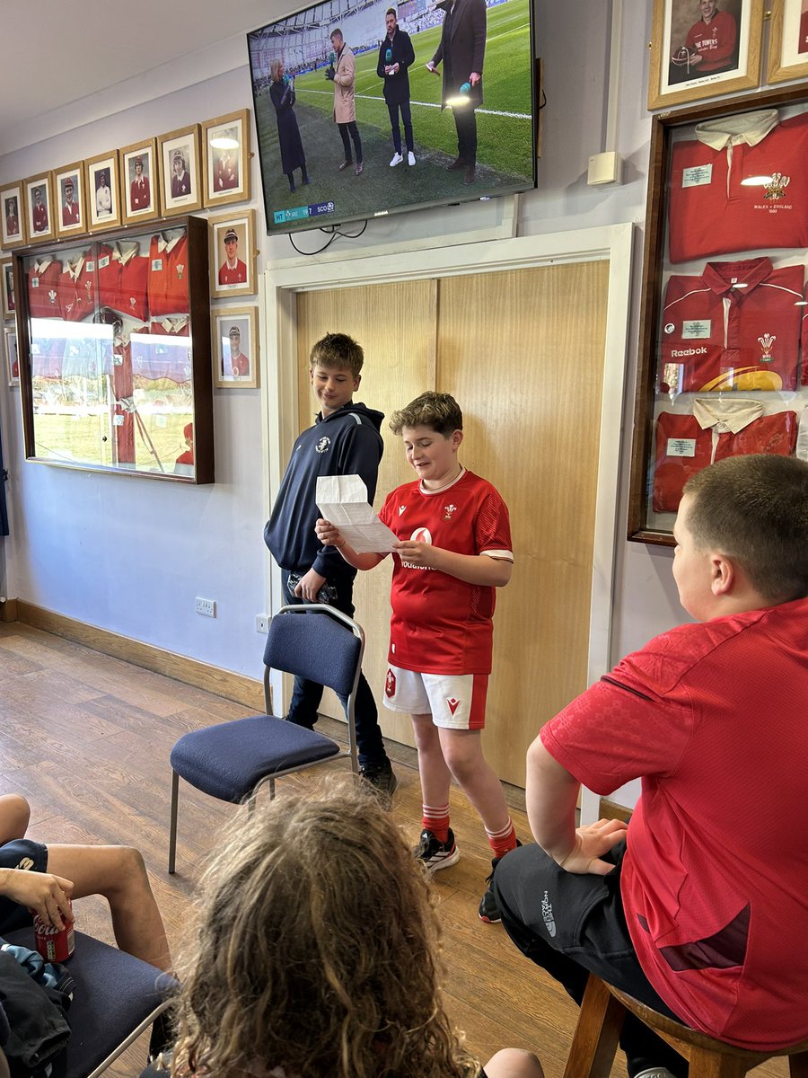 ValeofGlamorgan U11s tweet media