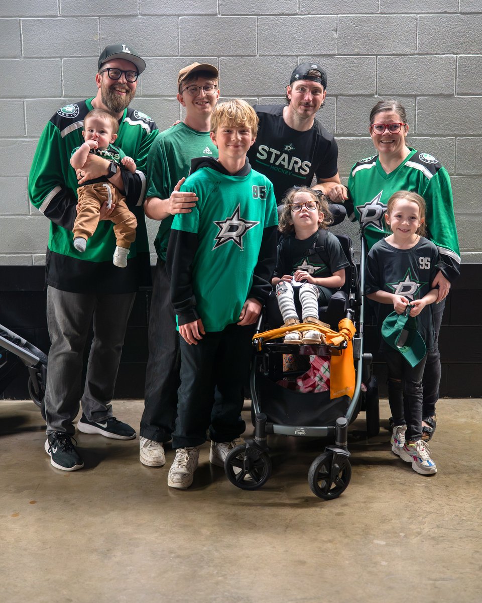 Dallas Stars Foundation tweet media