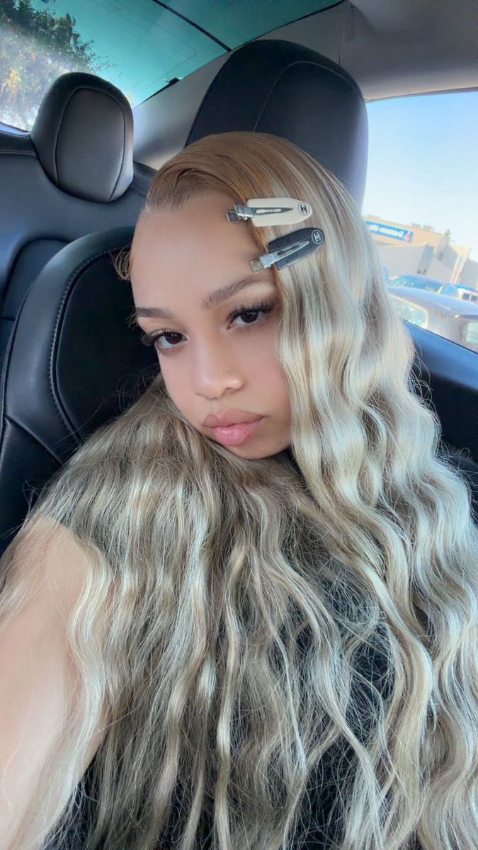 lannacakess_'s tweet photo. 👱🏽‍♀️ https://t.co/EeoWYI2cQE