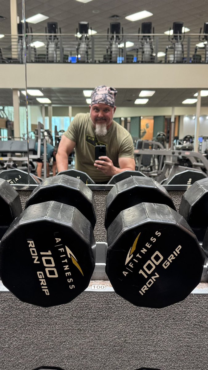 JohnsJeepGarage's tweet image. Day 70, #75Hard