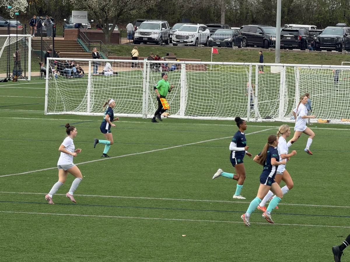 MadisonGruSTL8's tweet photo. Played a couple of talented teams today from Chicago in  spring Supercup - highlights soon!  Recovery, some extra touches so I’m ready for Chicago next weekend! 
@ImYouthSoccer #slsgon3  @ImCollegeSoccer https://t.co/ne3PBHlK3P