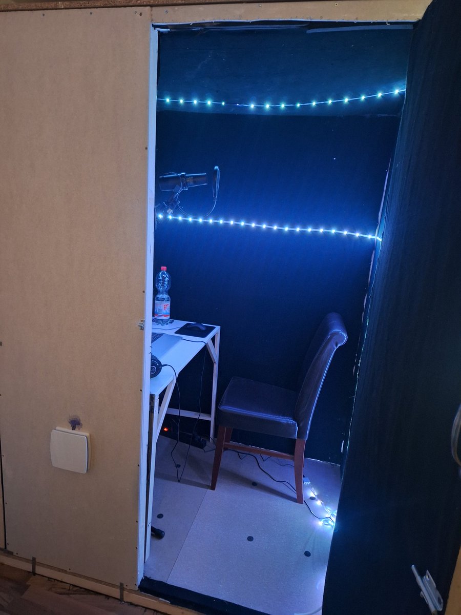 SalerionMusic's tweet photo. Finally!!! After over 1.5 months of building my new studio it's finally finished. I've used the last couple days to get familiar with my new mic so the recording for my upcoming album Paradise In Hell will start next week🤘 https://t.co/o2WxIMQZVd