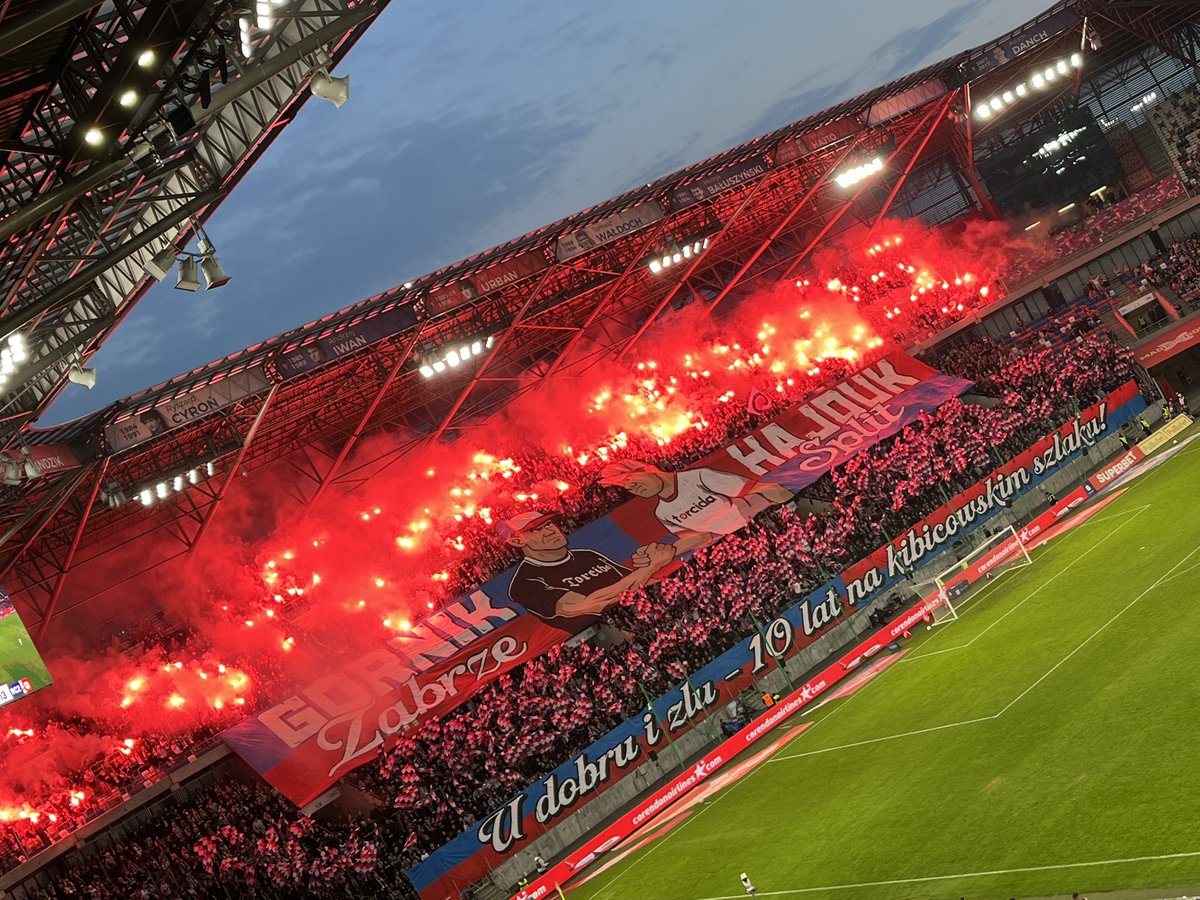 Karolina tweet media