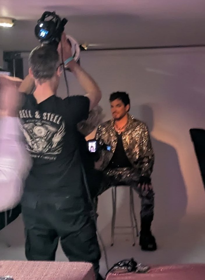 New photos of Adam backstage 🖤
instagram.com/p/DV6bEmTjJYR/…