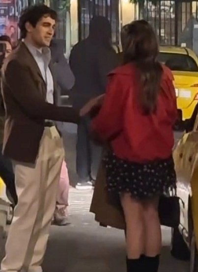 پييييب پيييييب وسع وسع أحلى سائق تاكسي فيكي يا إسطنبول وصل وصل وصل  🚕🚕🚕🚕🚕🚕🚕🚕
#Delikanlı #MertRamazanDemir