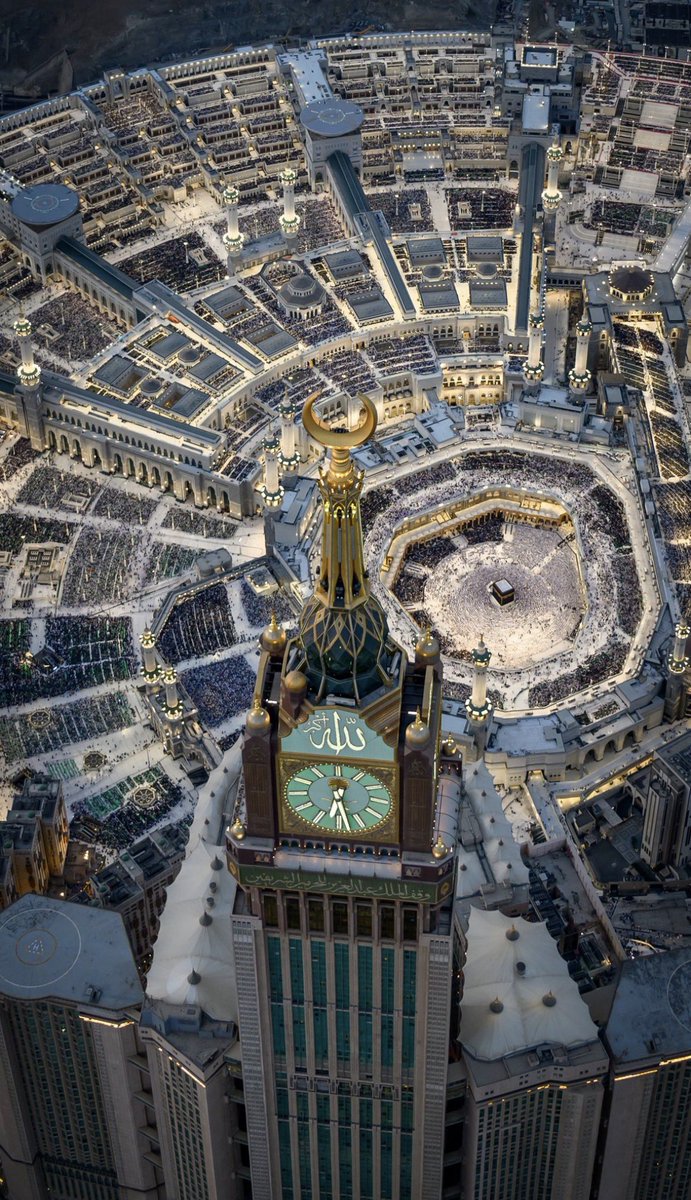 SAlkashami's tweet photo. { أَوَلَمْ يَرَوْاْ أَنَّا جَعَلْنَا حَرَماً آمِناً وَيُتَخَطَّفُ ٱلنَّاسُ مِنْ حَوْلِهِمْ .. } https://t.co/061cogQ5g5