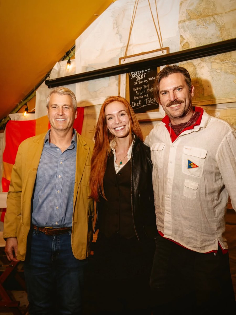 KateBroug5ij's tweet photo. Thank you all so much for joining us for Air &amp; Sea aboard R/V “ROBERT GRAY” as we commemorated WWII through film and conversation. #thevoyagersclub #firstflightswithkatebroug #katebroug #forwardtogether #airandsea https://t.co/5gU1U5guqd