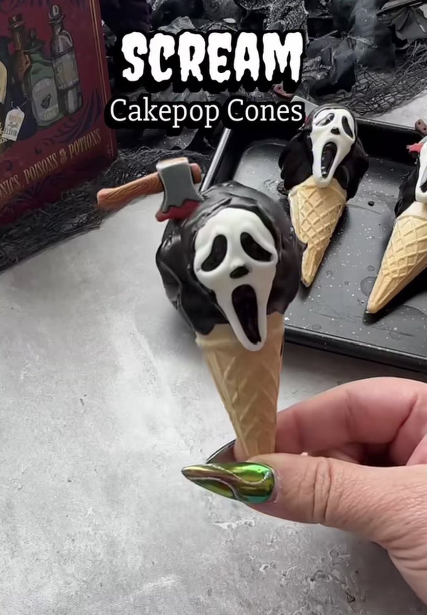 Scream Corridor tweet media