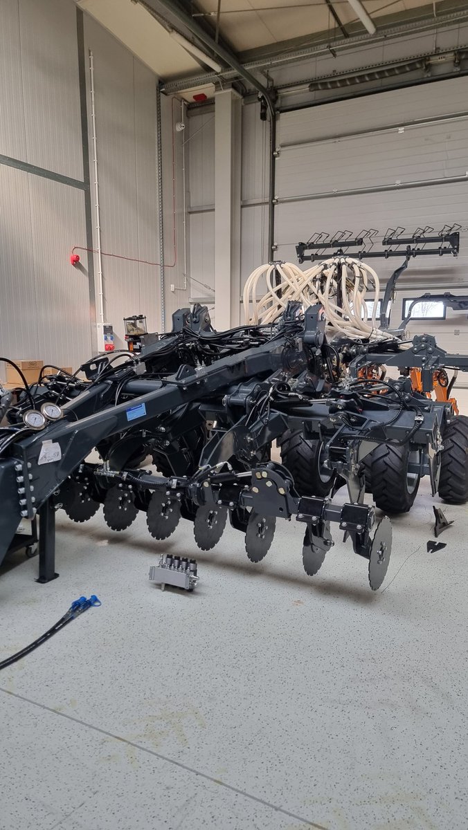 Everything Is Greenknowe tweet media