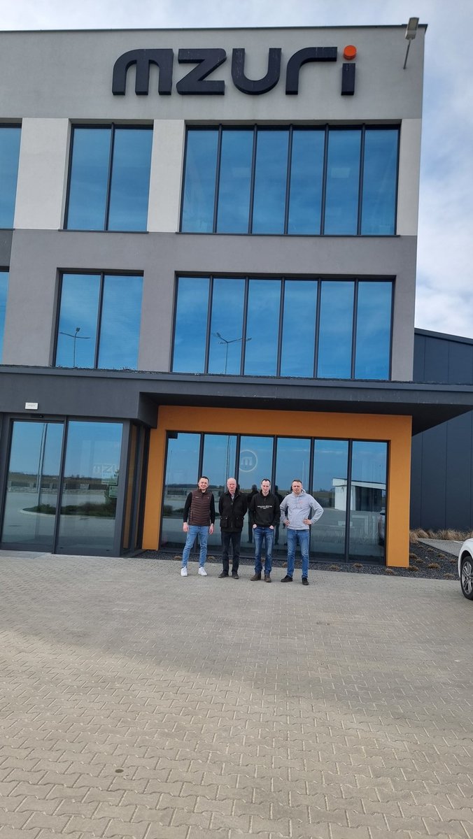 Everything Is Greenknowe tweet media