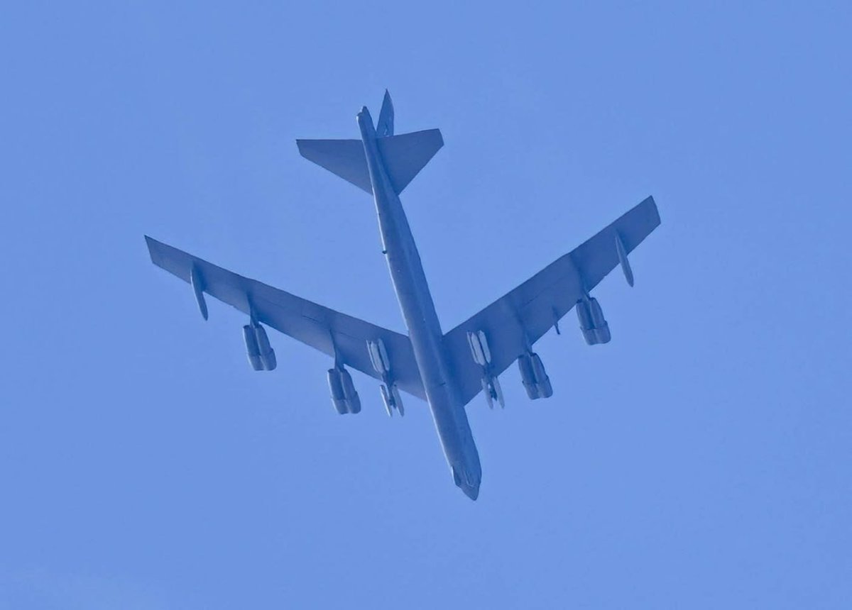 OSINTWarfare's tweet photo. A U.S. Air Force (USAF) B-52H Stratofortress carrying 10 AGM-158 JASSM cruise missiles on its wing pylons en route to Iran. https://t.co/7UCcly7Aul