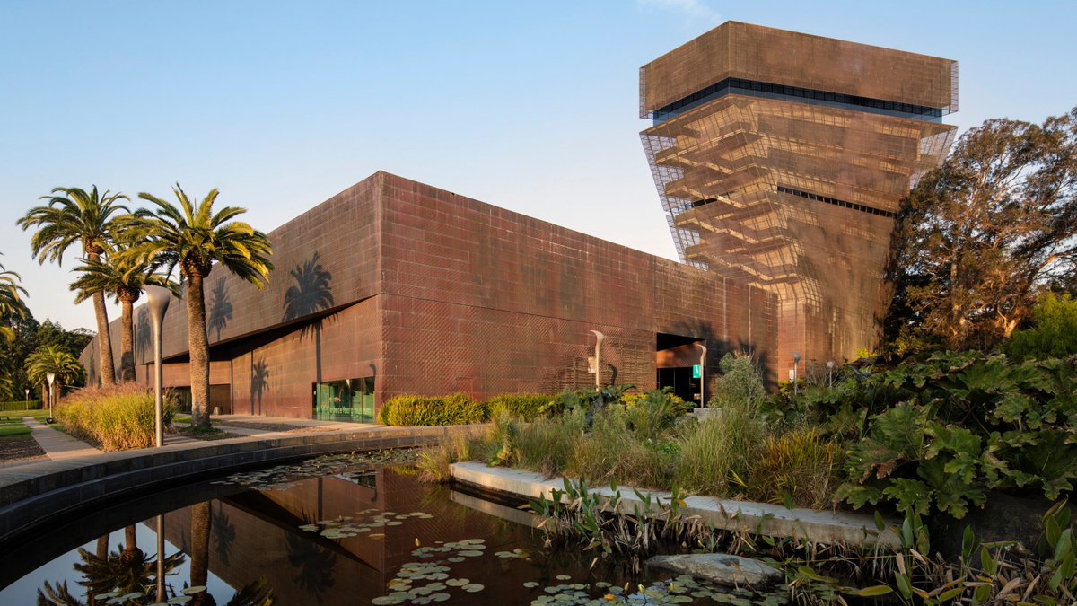 Only in SF @ 🌁 tweet media