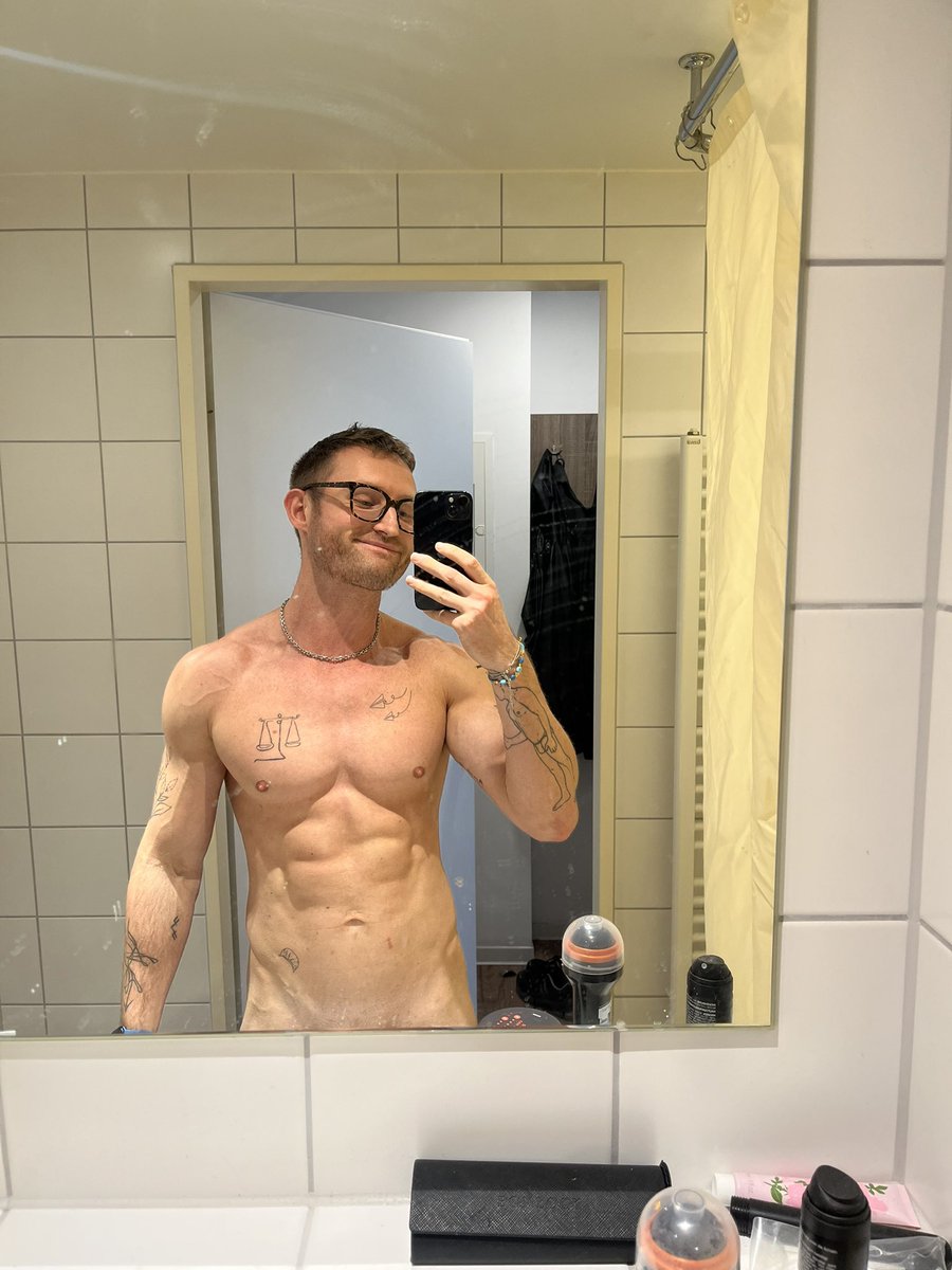 Liam ✨ tweet media