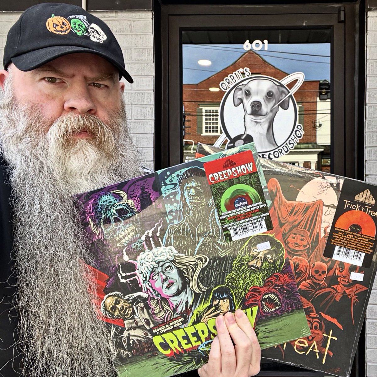 Orbit’s Record Shop tweet media