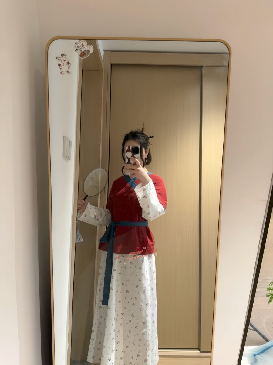 严老师不严 tweet media