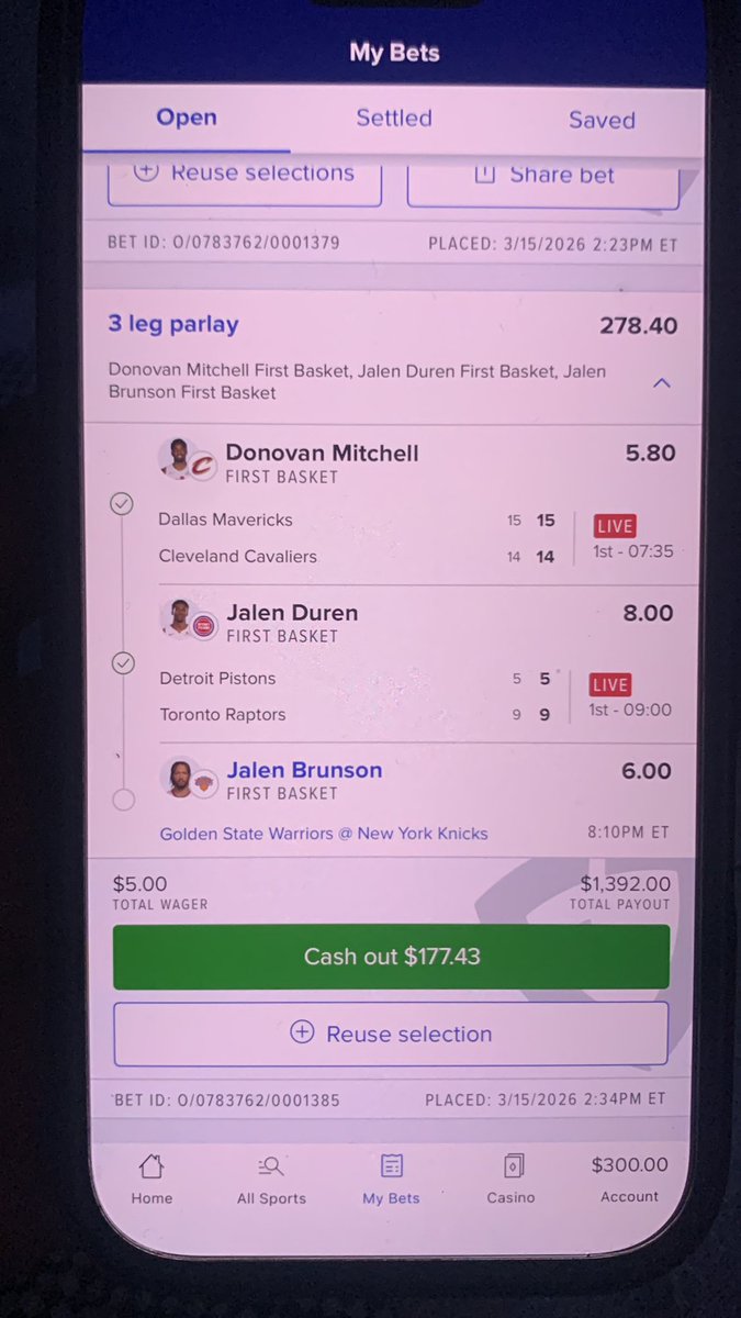 Mickyblaze tweet media