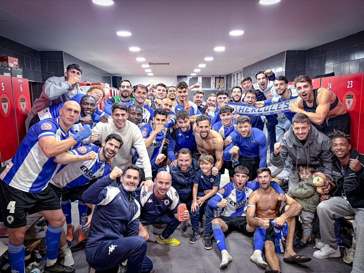 Hércules CF 💙🤍💯 tweet media