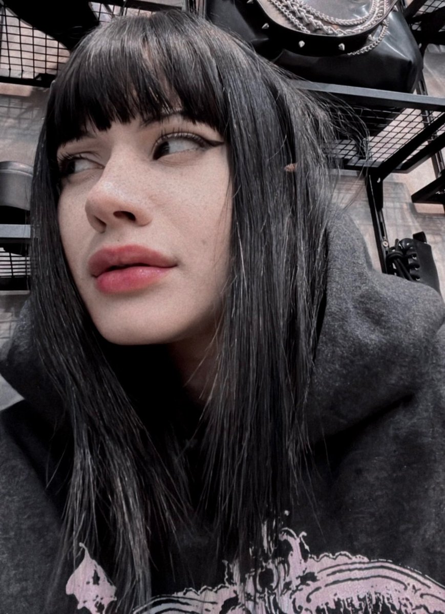 SATANICBlTCH's tweet photo. ⠀⠀⠀⠀
".𝓼𝘯𝘰𝘸𝘣𝘶𝘯𝘯𝘺  this—、"
".𝓼𝘯𝘰𝘸𝘣𝘶𝘯𝘯𝘺  that—、"

how  about  you  shut  
t’𝗳𝘂͟𝗰𝗸  up  ugly  𝗻𝗶gga.ᐣ
⠀⠀⠀⠀ https://t.co/dTzLb9oIwg