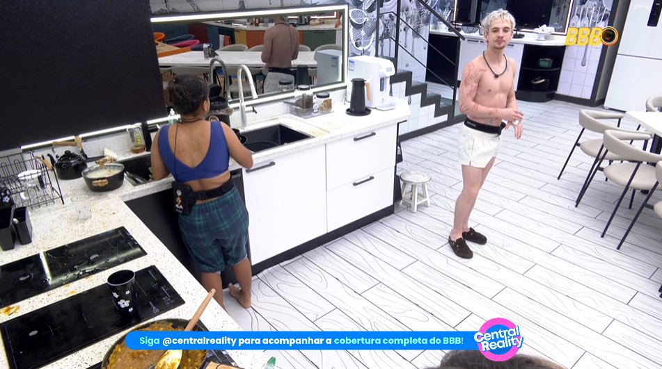 Central Reality tweet media