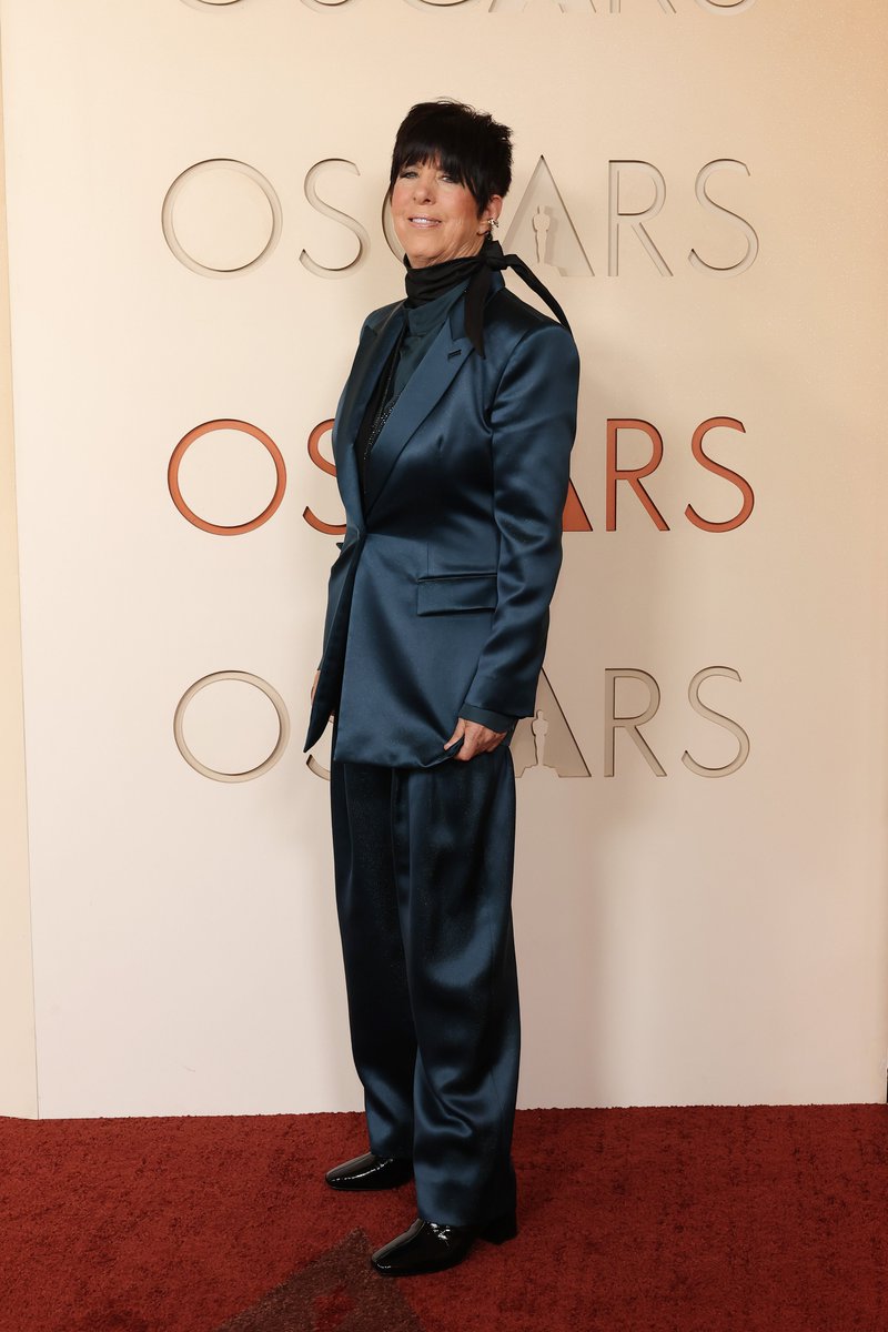 Variety's tweet photo. 17-time Oscar nominee Diane Warren walks the #Oscars red carpet. 

(via Getty) https://t.co/6nF2lKBsE2