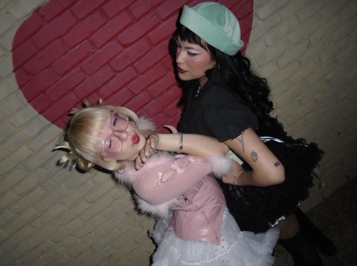 the two lips thinker 𓆩♡𓆪 tweet media