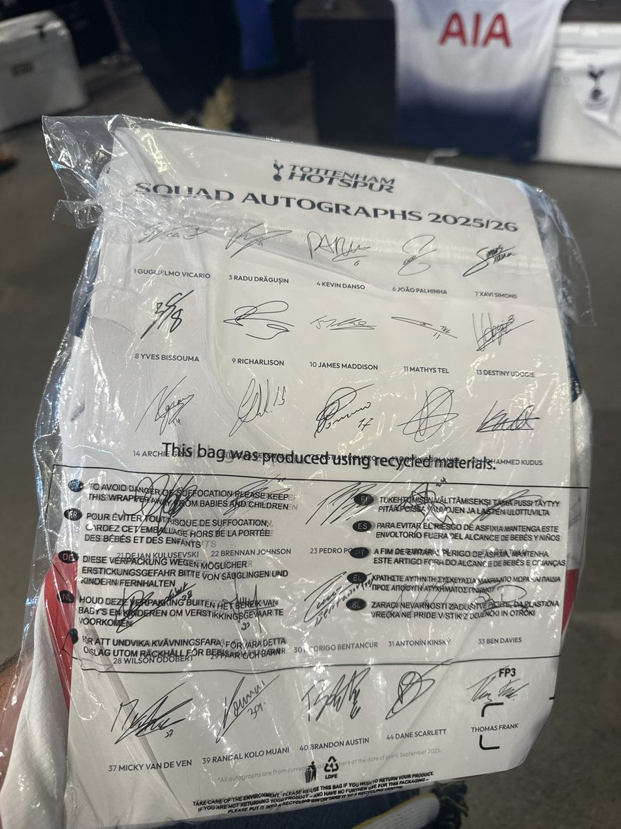 Daniel🏎⚽️ tweet media