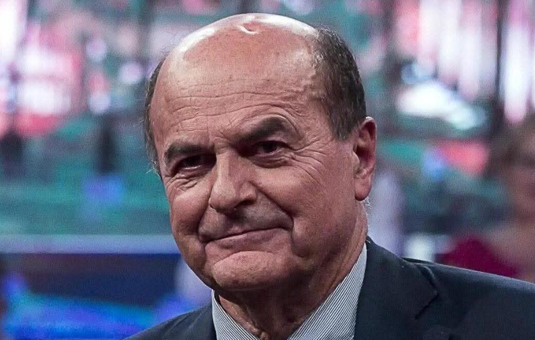 claudiodamico72's tweet photo. “Se qualcuno intende dedicare il Sì a Berlusconi o a Garlasco, noi dedichiamo il No ai 28 magistrati uccisi da mafia, camorra e terrorismo, magistrati che hanno aiutato a salvare la Repubblica da aggressioni e da trame".

Pierluigi Bersani https://t.co/1EKMk9hKAC
