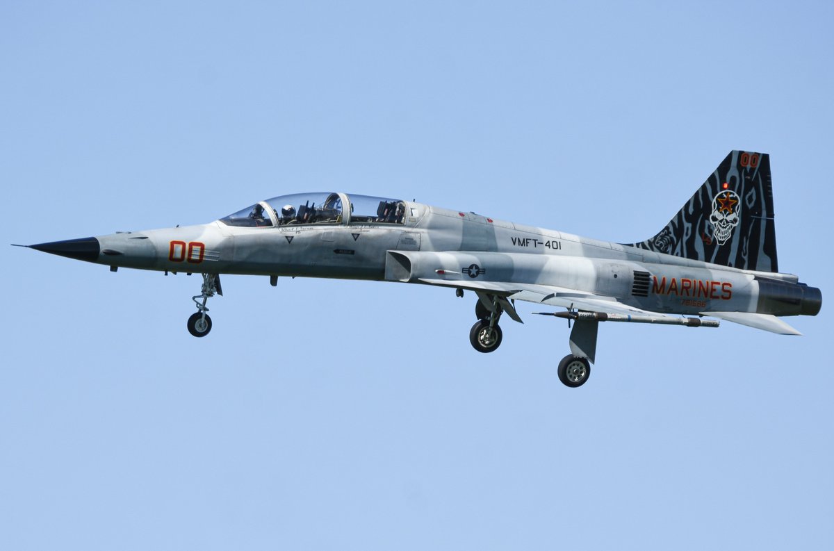 619_Aviation's tweet image. VMFT-401 and their F-5s out at MCAS Yuma during FINEX 1-26.
#f5 #mcasyuma #vmft401 #snipers #wti