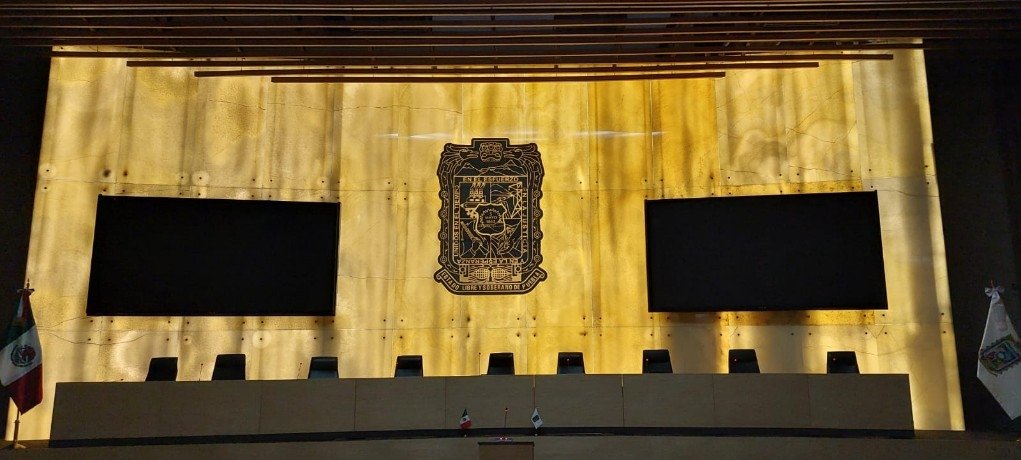 📄 #Congreso de Puebla aprueba desaparición del #IBA; sus funciones pasan al DIF estatal 👇
contrastesdepuebla.mx/congreso-de-pu…