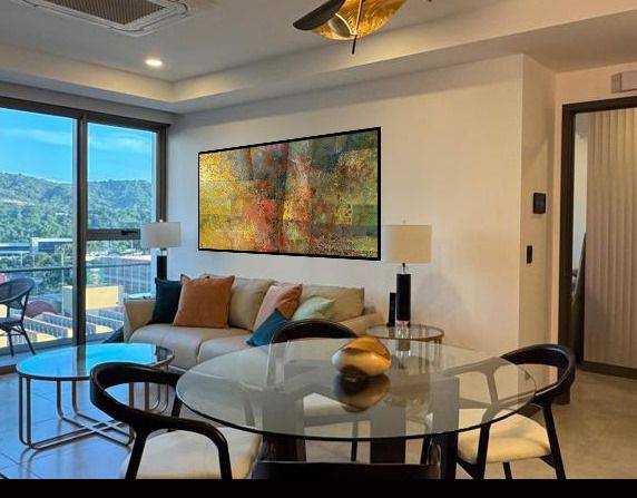 SatStash tweet media